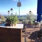 瓦尔德弗瑞登兰德酒店